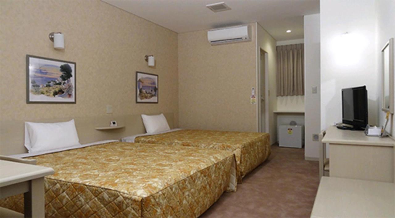 Family Lodge Hatagoya Kofu Isawa Fuefuki Kültér fotó